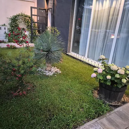 Malomi Appartement *